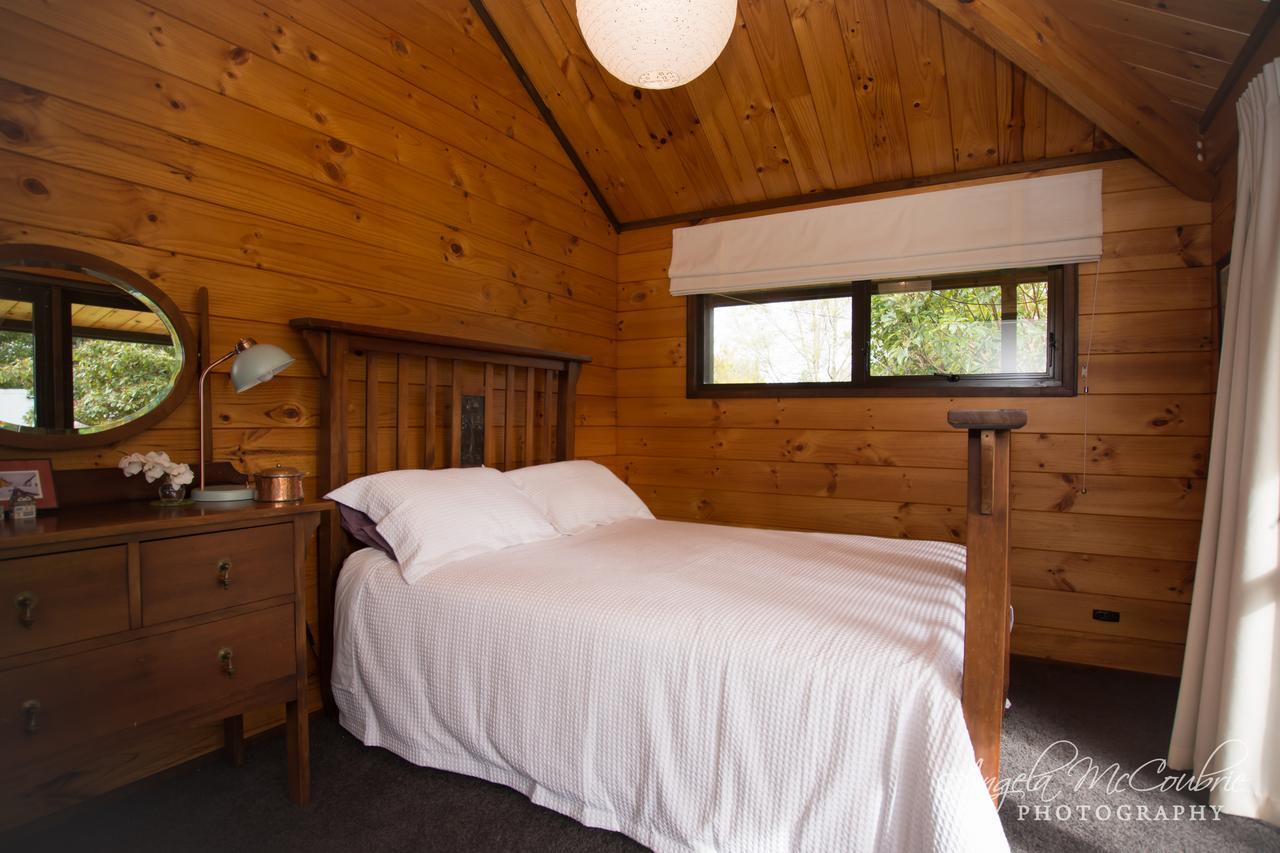 Frankie & Hugh'S Bed & Breakfast โอฮาคูเน ภายนอก รูปภาพ